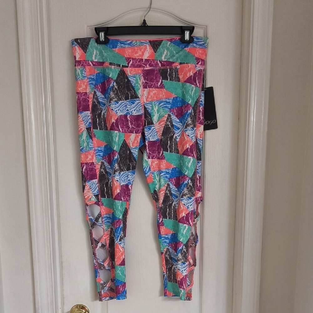 VOGO Athletica Coral and Gray Leggings